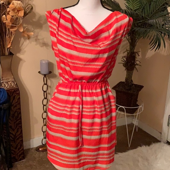 Love Ari dress - Picture 2 of 5